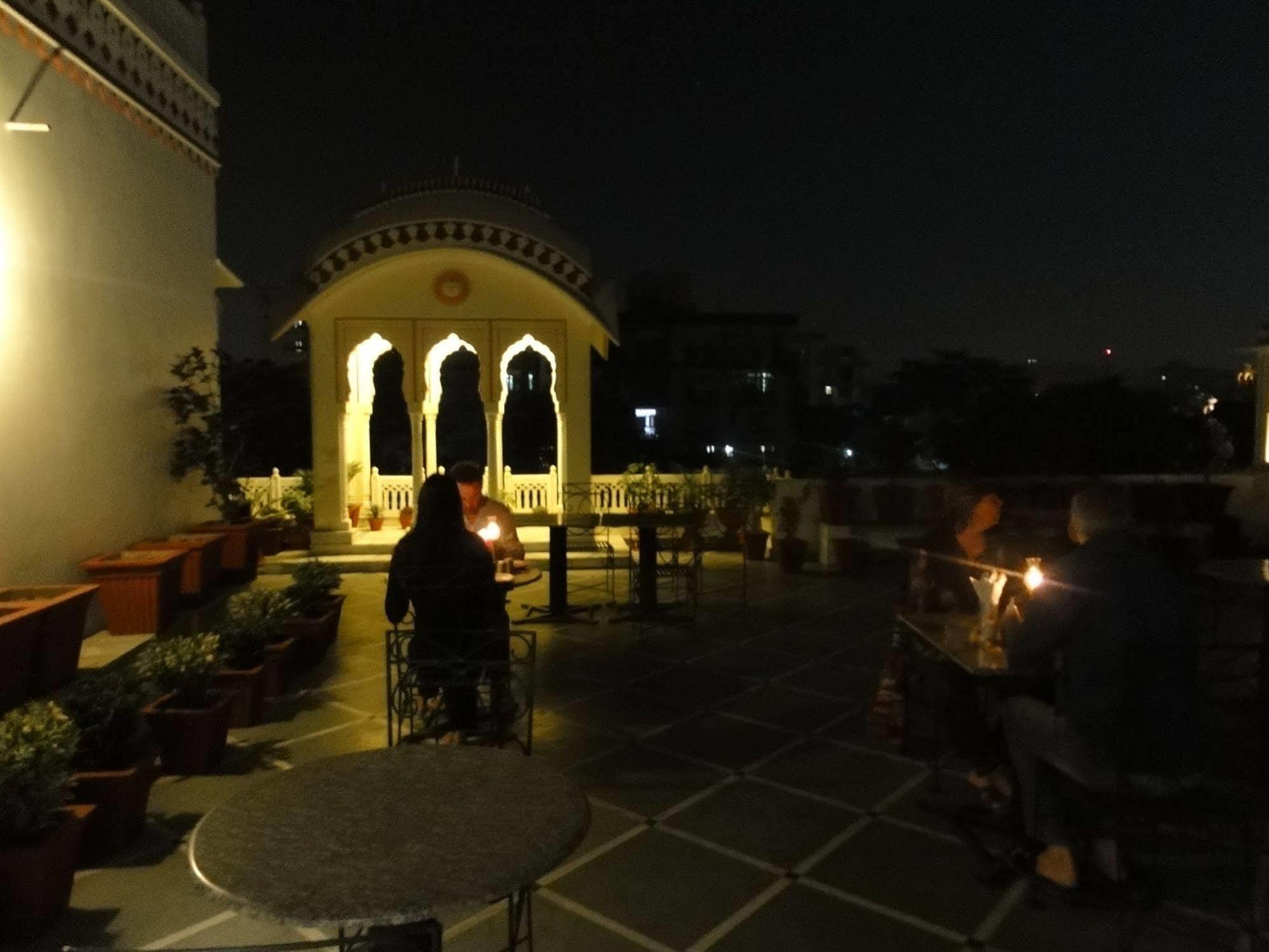 Krishna Palace - A Heritage Hotel Jaipur Buitenkant foto