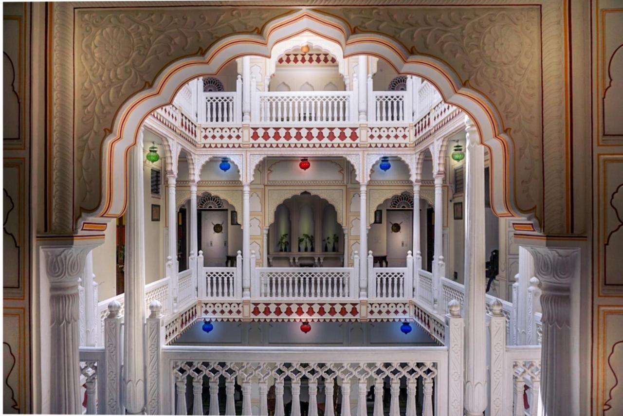 Krishna Palace - A Heritage Hotel Jaipur Buitenkant foto